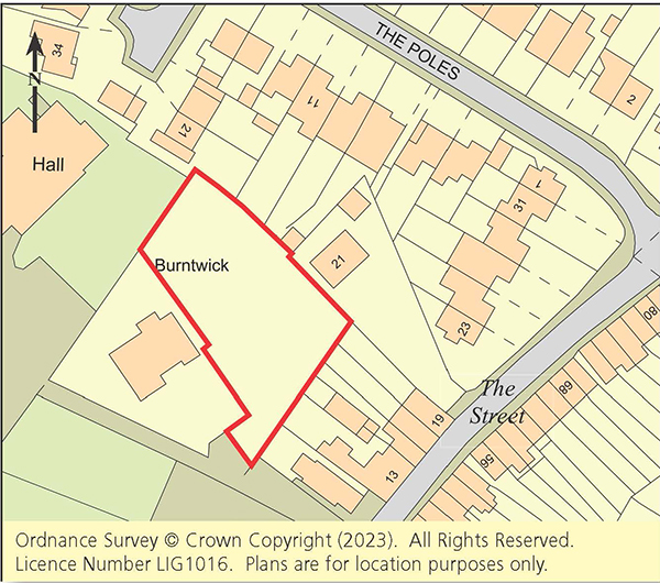 Lot: 21 - PLANNING FOR TWO DETACHED FOUR-BEDROOM HOUSES IN VILLAGE LOCATION - 